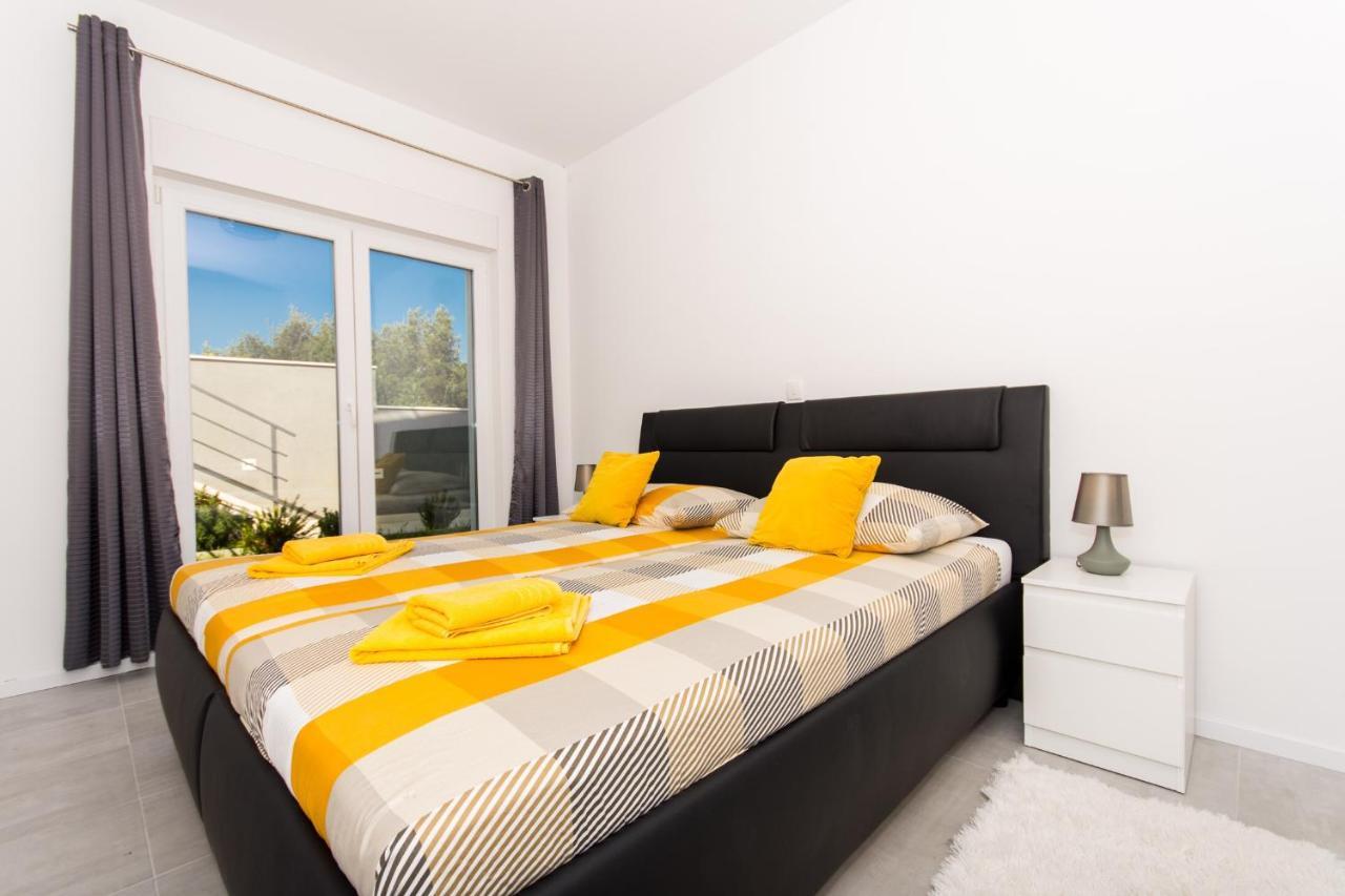 Apartment Julia Трогир Экстерьер фото